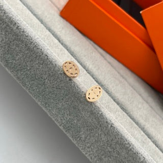 Hermès Mini Chaine d’Ancre Oval Stud Earrings