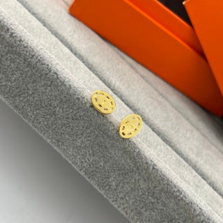 Hermès Mini Chaine d’Ancre Oval Stud Earrings
