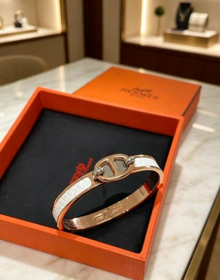 Hermès Rivale Leather Wrap H Bracelet