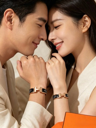 Hermès Clic H Noir Enamel Contrast Bracelet