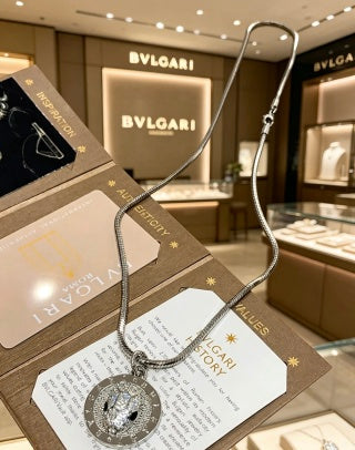 Bvlgari Silver Medallion Pendant Necklace – Elegant Luxury Jewelry