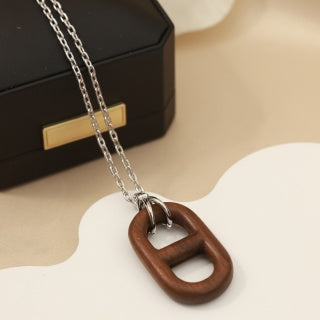Hermès Leather Oval Link Pendant Necklace