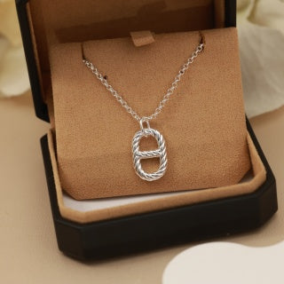 Hermès Twisted Rope Oval Pendant Necklace