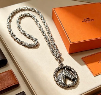 Hermès Équestre Medallion Chain Necklace