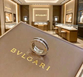 Bvlgari Silver Spiral Crystal Band Ring – Elegant Luxury Jewelry