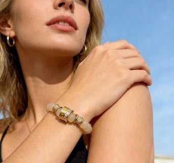 Bvlgari Pearl Beaded Gold Accent Bracelet – Elegant Luxury Jewelry