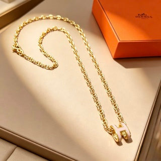 Hermès Éclat H Pendant Chain Necklace