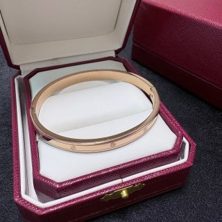CARTIER Velian Essential Slim Bangle