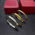 CARTIER Velian Essential Slim Bangle