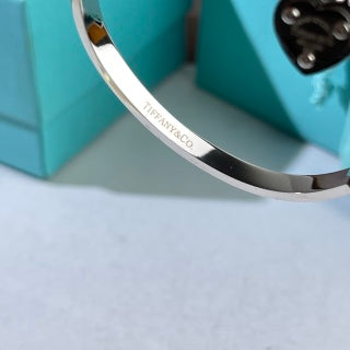 Tiffany Heart Tag Diamond Cuff Bracelet – Elegant Luxury Jewelry