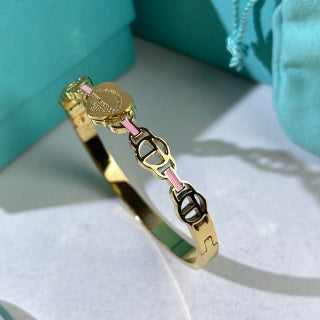 Tiffany Heart Tag Link Bracelet – Classic Luxury Chain Jewelry