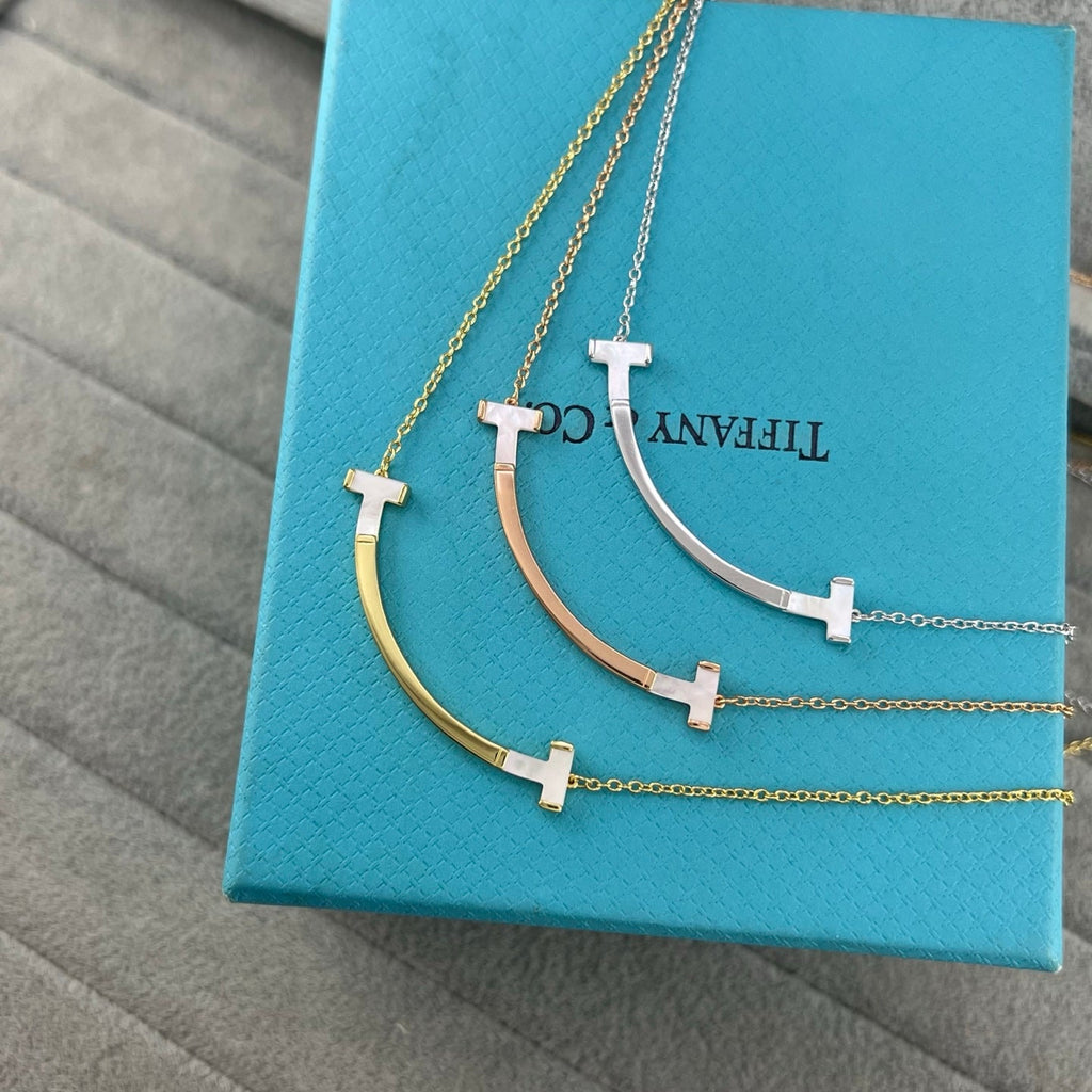Tiffany T Smile Medium Pendant