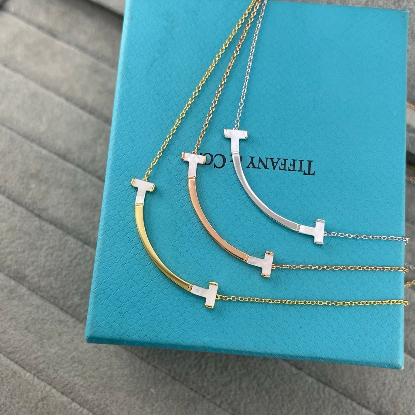 Tiffany T Smile Medium Pendant