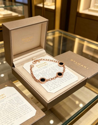 Bvlgari Rose Gold Black Gemstone Bracelet – Elegant Luxury Jewelry