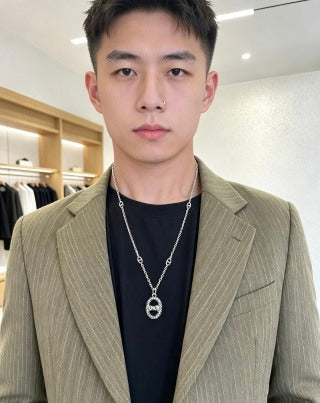 Hermès Ornate Oval Medallion Chain Necklace