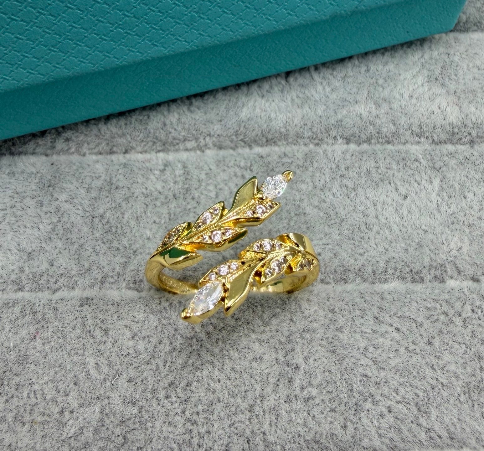 Tiffany and Co. Victoria Vine Bypass Diamond Ring 18k Yellow Gold