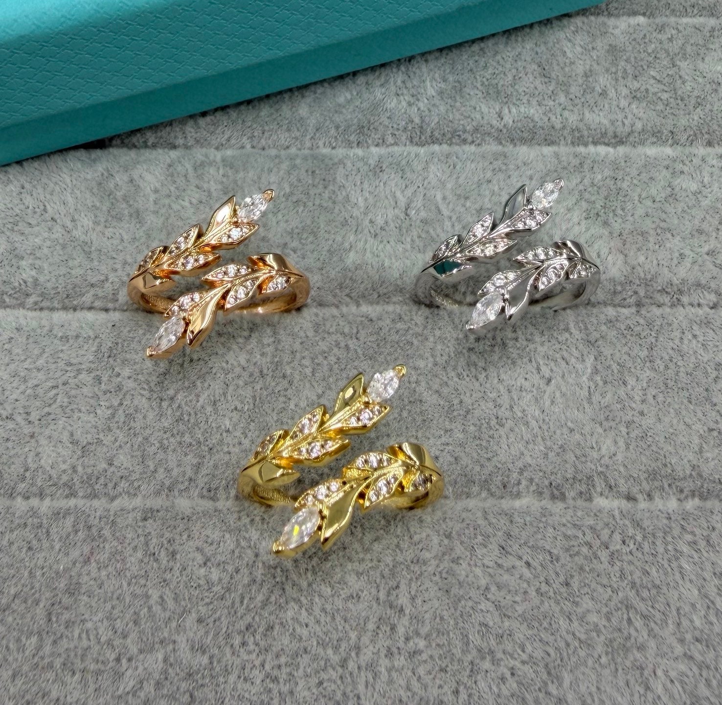 Tiffany and Co. Victoria Vine Bypass Diamond Ring 18k Yellow Gold
