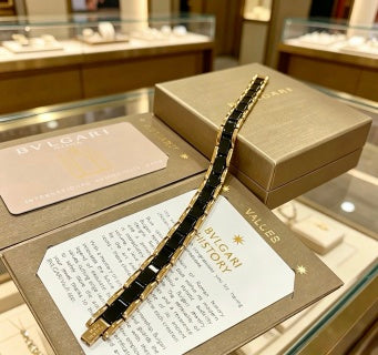 Bvlgari Black & Gold Link Bracelet – Elegant Luxury Jewelry