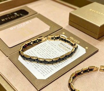 Bvlgari Black & Gold Link Bracelet – Elegant Luxury Jewelry
