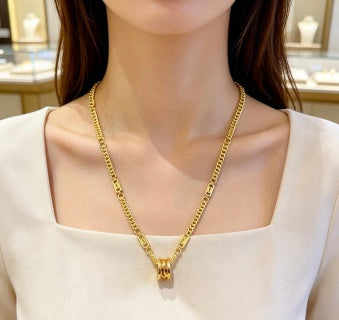 Bvlgari Gold Chain Pendant Necklace – Elegant Luxury Jewelry
