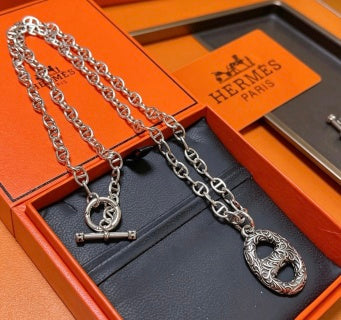 Hermès Heritage Horse Medallion Chain Necklace