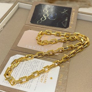 Bvlgari Gold Geometric Link Chain Necklace – Elegant Luxury Jewelry