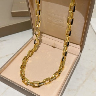 Bvlgari Gold Geometric Link Chain Necklace – Elegant Luxury Jewelry