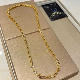 Bvlgari Gold Geometric Link Necklace – Elegant Luxury Jewelry