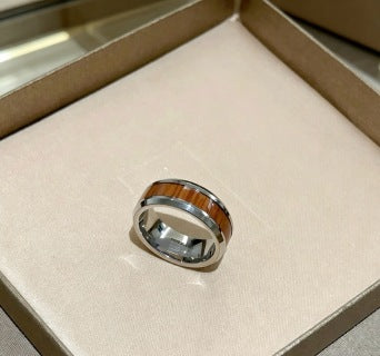 Bvlgari B.zero1 Brown Ceramic Spiral Ring – Elegant Luxury Jewelry