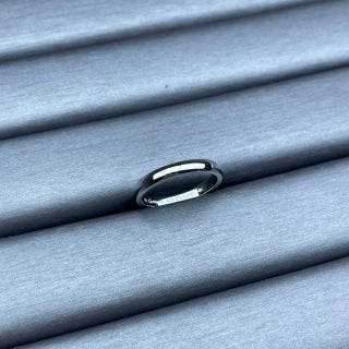 CARTIER Avelune Essential Band Ring
