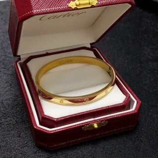 CARTIER Alveris Essential Slim Bangle