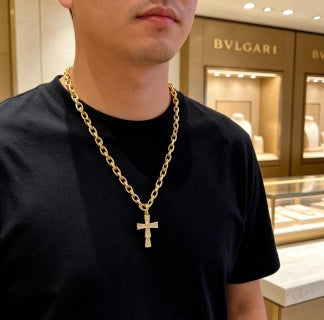 Bvlgari Gold Cross Pendant Chain Necklace – Elegant Luxury Jewelry