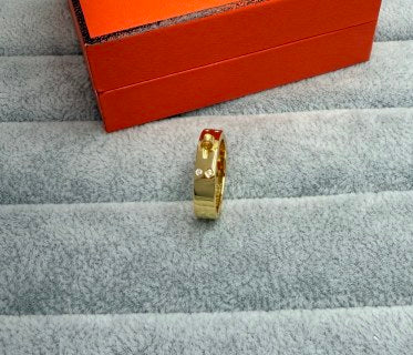 Hermès Signature H Detail Wide Band Ring
