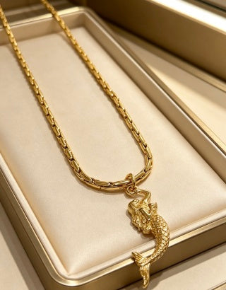 Bvlgari Serpenti Snake Pendant Necklace – Elegant Luxury Jewelry