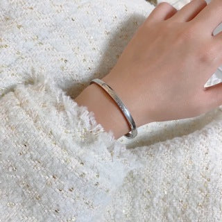 CARTIER Rosavelle Diamond Screw Bangle