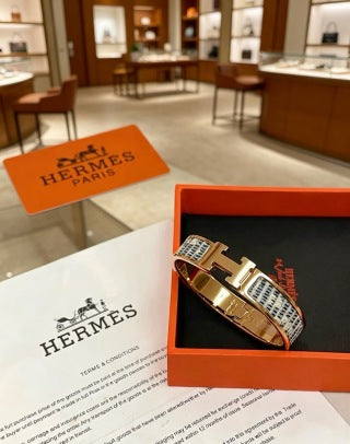 Hermès Lizard Leather Contrast Edge Bracelet