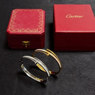 Cartier Juste un Clou bracelet with white mother-of-pearl
