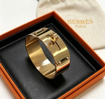Hermès Luxe Gold Structured Cuff Bracelet 21mm