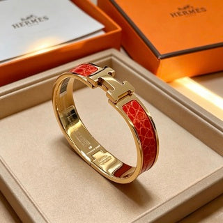 Hermès Rouge Lizard Leather Clic H Bracelet